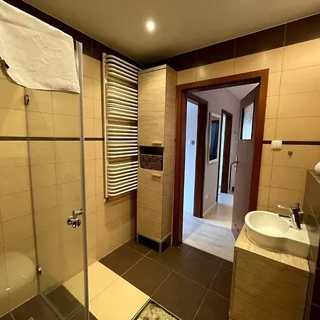 Apartamento In Old Town - New Building - Lift Breslavia